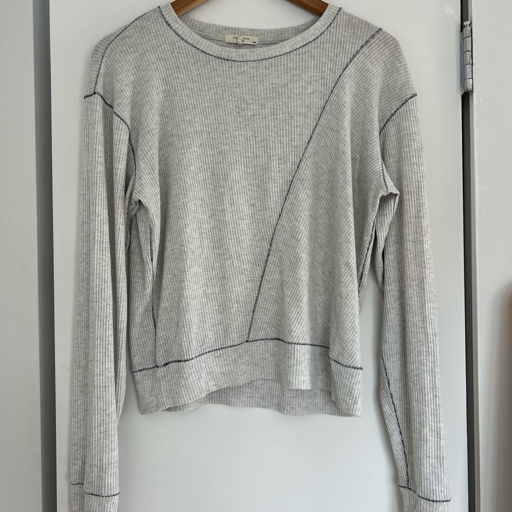rag & bone Light Gray Ribbed Long-Sleeve Top with Contrast Stitching